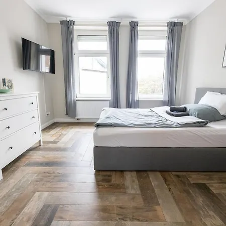Apartment Feine Bleibe Haus 2 *